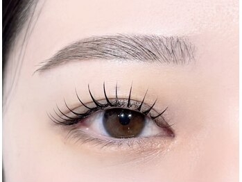 ルーシー 心斎橋(LUCY)の写真/眉毛を整えるだけで一気に垢抜け眉美人!!骨格診断で導き出した1人ひとりにあうアイブロウで美眉毛を実現◎