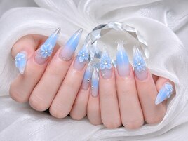 大人ぷっくりフラワーネイル初夏