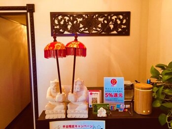 トゥアレン 白金台/トゥアレンの石像がお出迎え♪