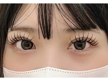 ヴィヴィッド グロウ(VIVID GLOW)/お人形さんまつげ★〈パリエク〉