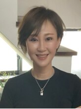ジェイオオイイ 陶栄店(J.o.e) 廣瀬 綾根
