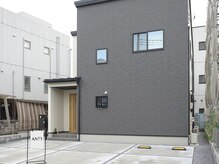 アンティ(ANTY)の雰囲気（この先行き止まりを進み1番奥の右側。1番手前に駐車ください！）