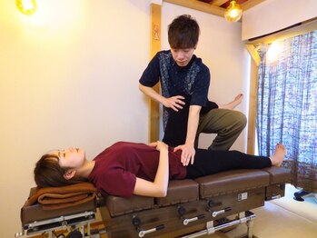 aR整体 ぬちぐすい 表参道の写真/《疲れたカラダ・首肩こり・腰痛の原因は身体の歪みから》慢性的なコリや疲れツラさや悩みを根本から改善！