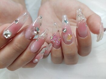 ビジュティエール(Bijoutier)の写真/ゆめかわ系～トレンド韓国ネイル、ワンホンネイルもお任せ!キラキラビジューや海外直輸入のパーツも沢山☆