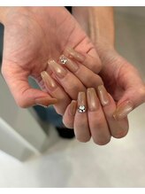 ミオラ(MIORA)/マグ×王道Vカット