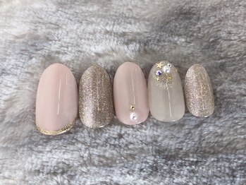 アミュレット(AMULET)/12月定額 4950円(税込)