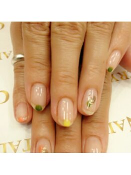 クリスタルネイル ボンベルタ橘店(CRYSTAL NAIL)/ニュアンスネイル