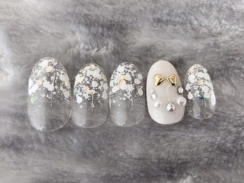 アミュレット(AMULET)/12月定額 4950円(税込)