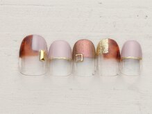 スチューデントネイルサロン エブリーネイル 渋谷/べっ甲フレンチ ￥3990