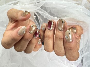 ヒラソルネイル(Girasol nail)/ゴージャスネイル