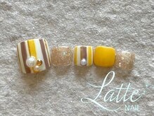 ラテネイル(Latte Nail)/4月定額デザイン　Foot ver.