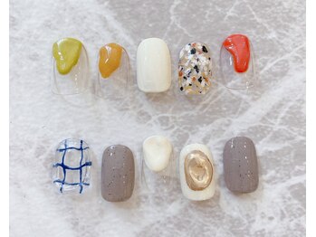 ネイルサロン ティフィン(tiffin)/~9月monthly design~