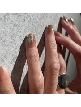 かっこいい女性ネイル