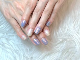 うる艶ニュアンスラインネイル