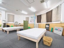 サン(SUN)の雰囲気（ベッドは3台用意。落ち着いた空間で施術。）
