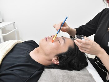 オリノ(Olino)の写真/《結果重視の圧倒的な満足感を》若々しいフェイスライン&圧倒的な小顔を手に入れたい方にオススメ◎