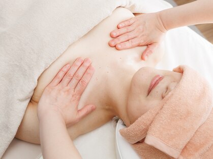 女性ホルモンケア専門サロンLunaria【ルナリア】【3/1 NEW OPEN(予定)】の写真