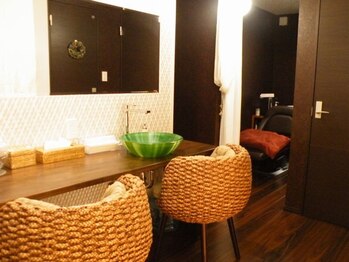 スパリズム(Spa REISM)/2階フロアーのメイク直しブース