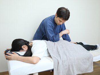 修気整体院/深部まで緩めます