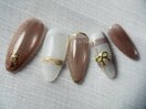 うるツヤベージュリボンネイル