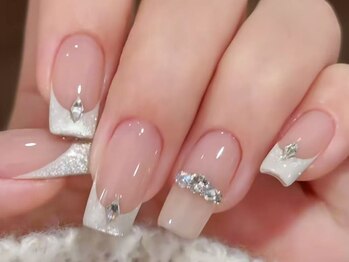 Yuzuna Nail Salon 池袋東口店【パラジェル/フィルイン/長さだし/フットネイル】の写真/【パラジェル対応◎】韓国・ワンホン・推し活まで♪持ち込みネイルOKで理想の可愛いネイルを思いのまま実現