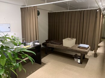 手もみ家 喜来 博多の写真/どこを揉んでも物足りなかった方へ！知識と経験が豊富なベテランが、つらい首・肩を根本から揉みほぐす◎