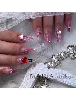 マディア(MADIA)/【スカルプやり放題/Sculpture】