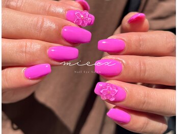 ミュー(mieux)/真夏のお花ネイル