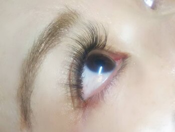 ビューティサロン リリー(Lily)の写真/エクステ×ラッシュリフトの最先端施術&healthy導入店《全員◆お好みのエクステ＋￥3300でご選択可能♪》