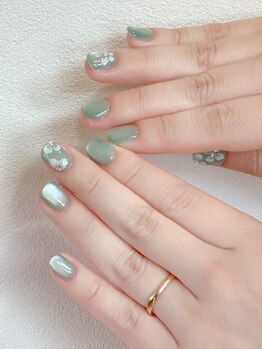 ユヌネイル(une nail)/