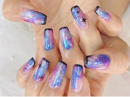 キラキラフラットフレンチネイル