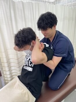 むらかみ整骨院鍼灸院 久津川/国家資格保持者による骨盤矯正