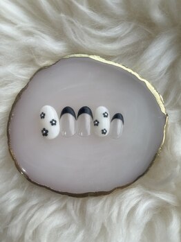 ネイール(Naiiiiil)/