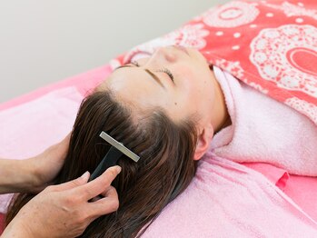 ヘルシーアンドスリムサロン ビューティーアイ(Healty&SlimSalon Beauty i)/育毛促進。頭皮洗浄ジェル