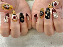 【ラテリア】ハロウィンネイル