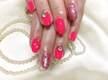 ウィズ フェリーク/ショッキングピンクネイル