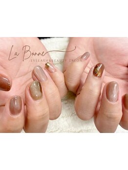 シンプル系（オフィス・日常）が得意