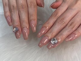 ビジューネイル