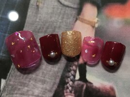 金箔散らしフットネイル