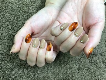 ネイルルーム 千美(room)/べっこうネイル♪