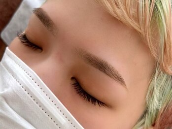 リベラ(Rivera)/アイブロウ×ブラウンエクステ