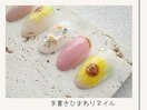 手書きひまわりネイル