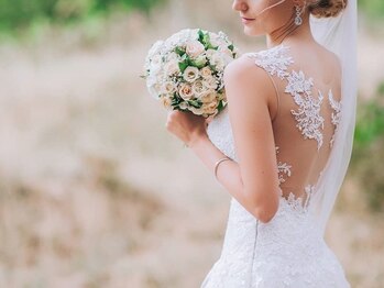 脱毛の極み/ブライダル前におすすめ背中脱毛