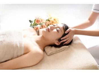 ローズカレス(Rose’s Caress)/リンパマッサージ/ドライヘッド