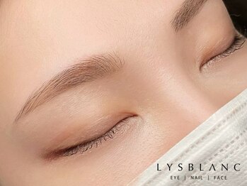 リスブラン(LYS BLANC)/骨格に合う眉ワックス