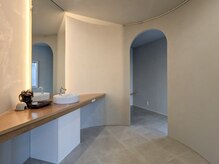 お化粧直しの個室スペース有り◎そのままお出かけできちゃう♪