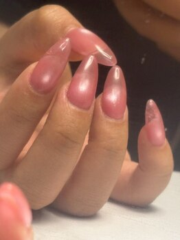 Nail Salon Fioreの写真/シンプルだけどモチベが上がる上品な指先で、オフィスにも接客にも自信を◎