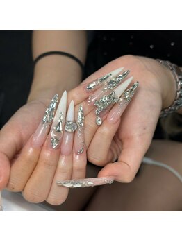 ミチネイルズ 池袋(Michi nails)の写真/韓国ワンホンパーツ付け放題で指先を輝かせて!推し活に◎キャラクターパーツも充実のサロン♪