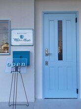 ホワイトマジック(White Magic)/WhiteMagic door