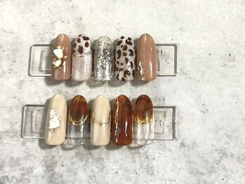 エヌドットプラスネイル(N.plus NaiL)/・